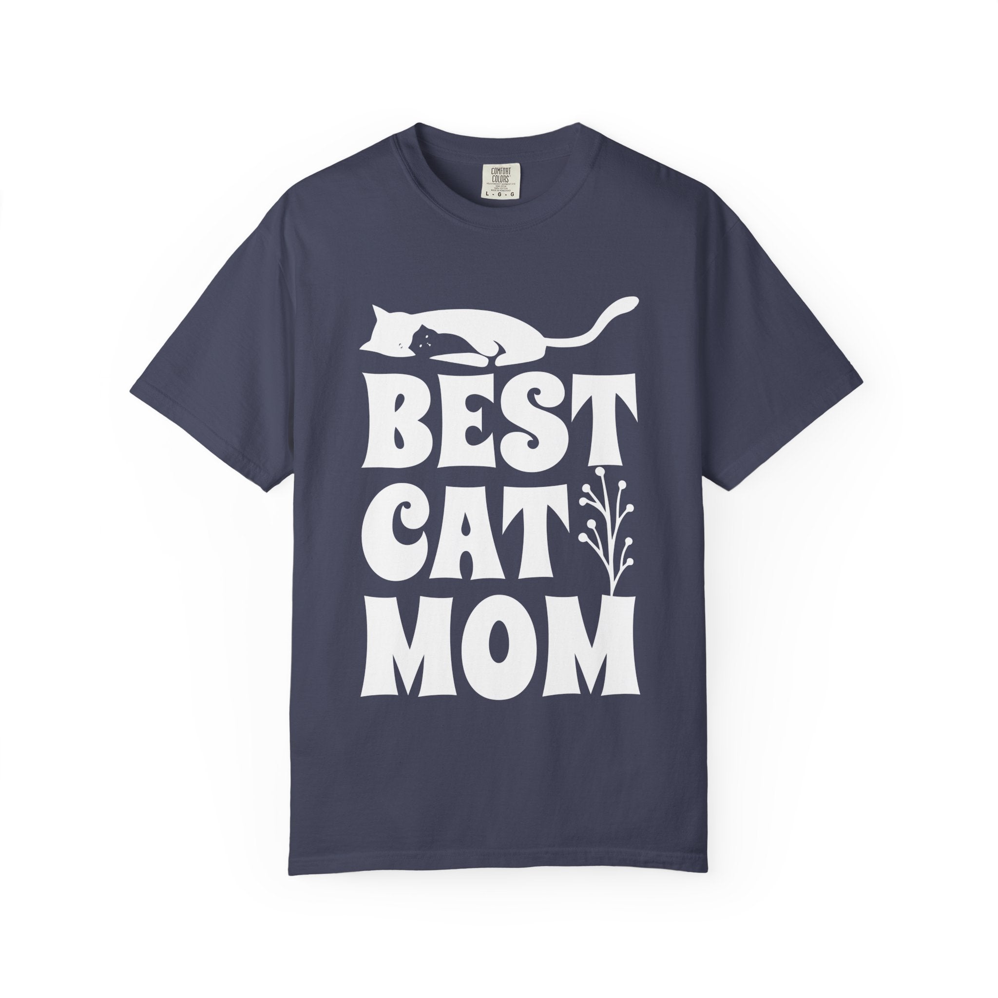 best cat mom T-shirt