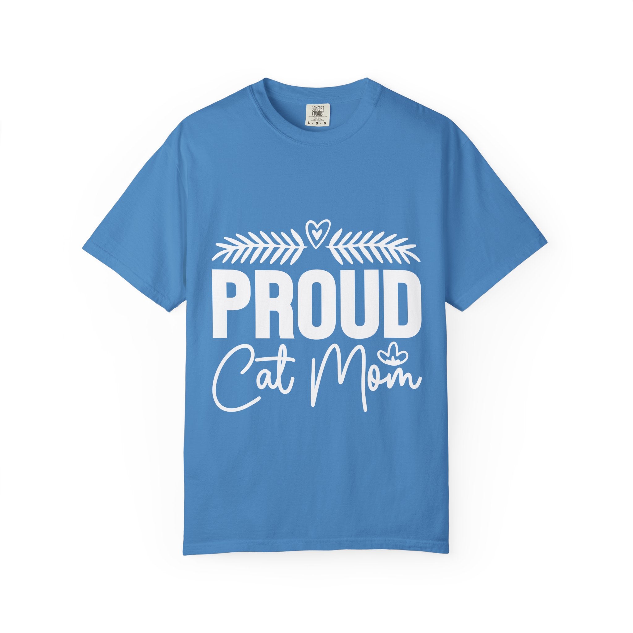 proud cat mom T-shirt