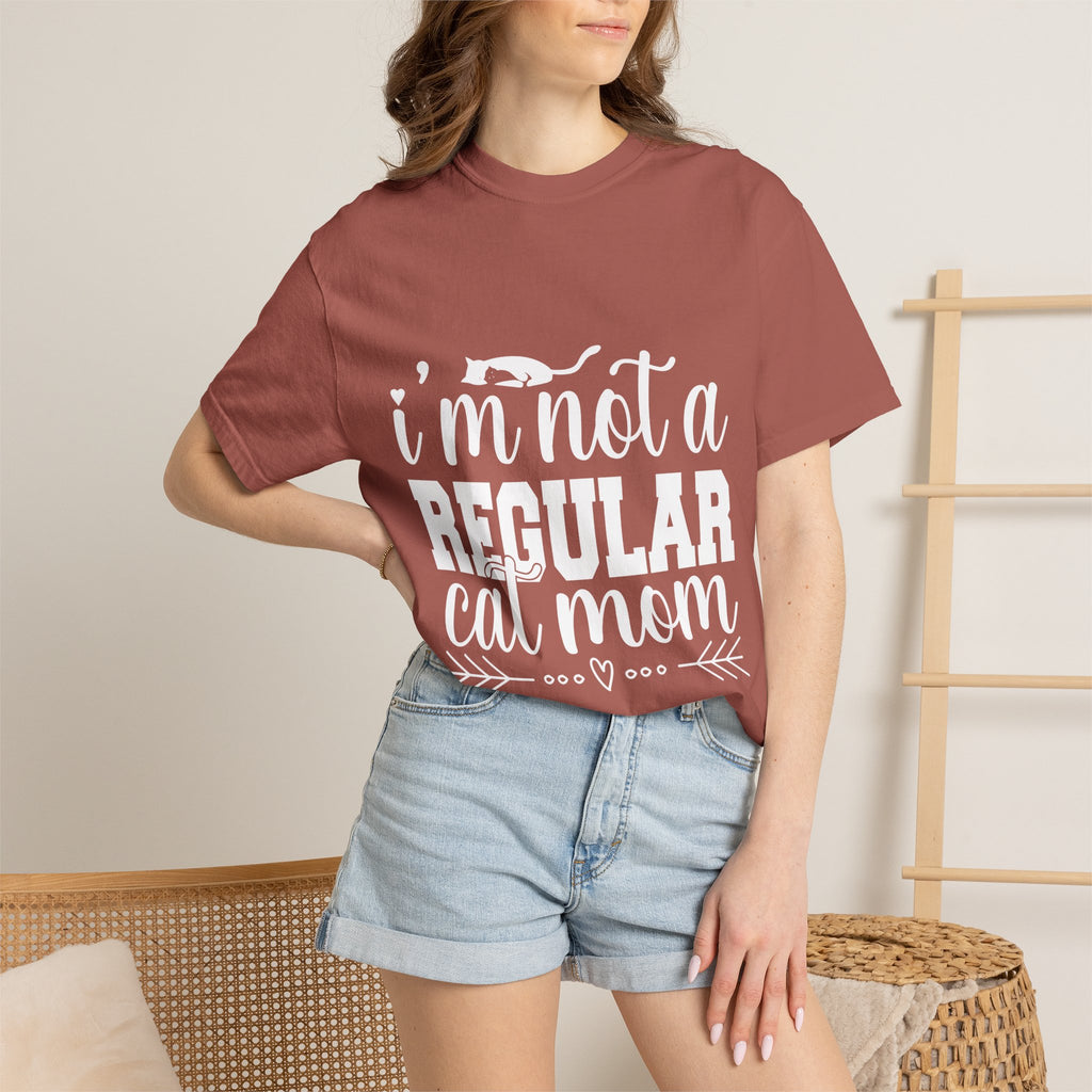 i'm not a regular cat mom T-shirt