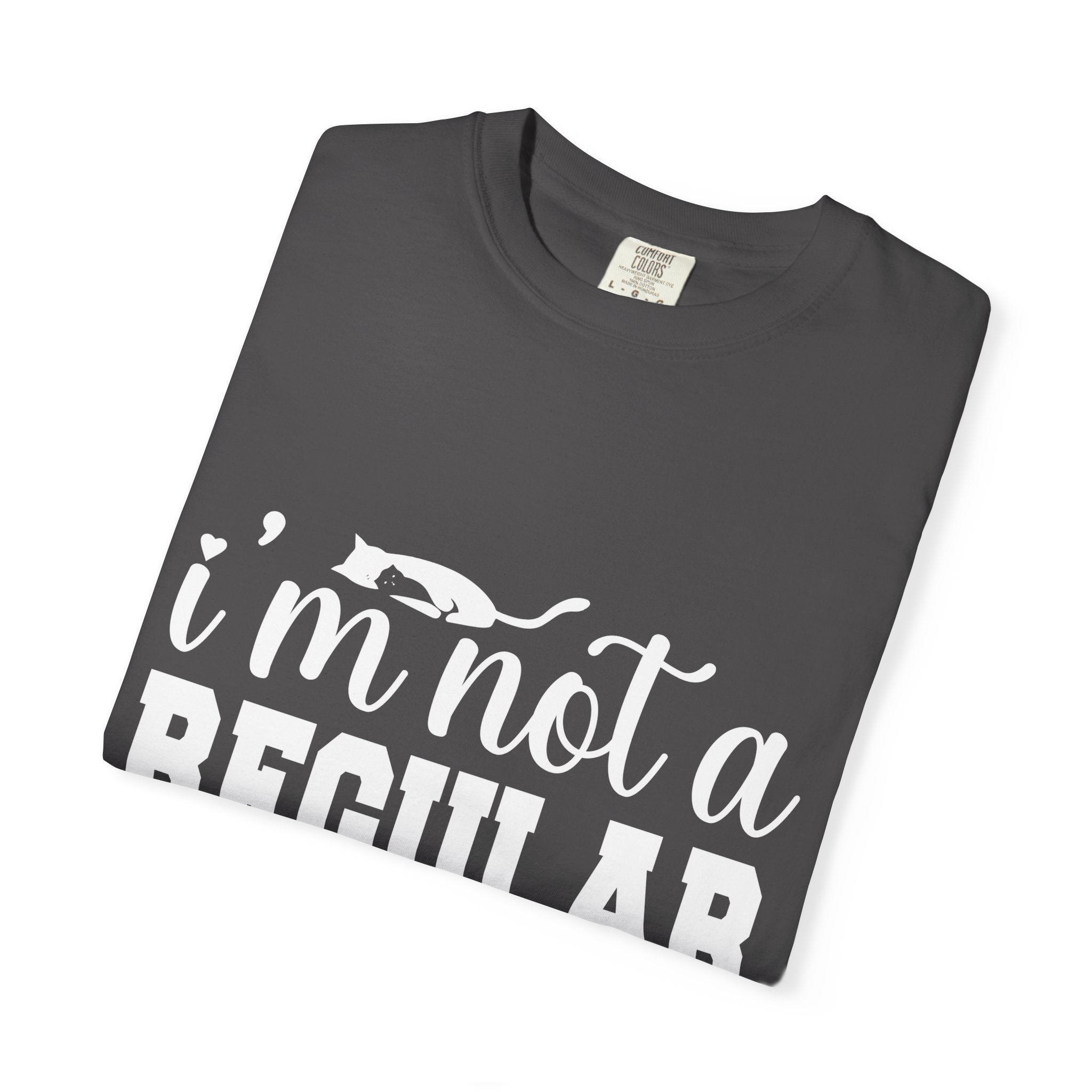 i'm not a regular cat mom T-shirt