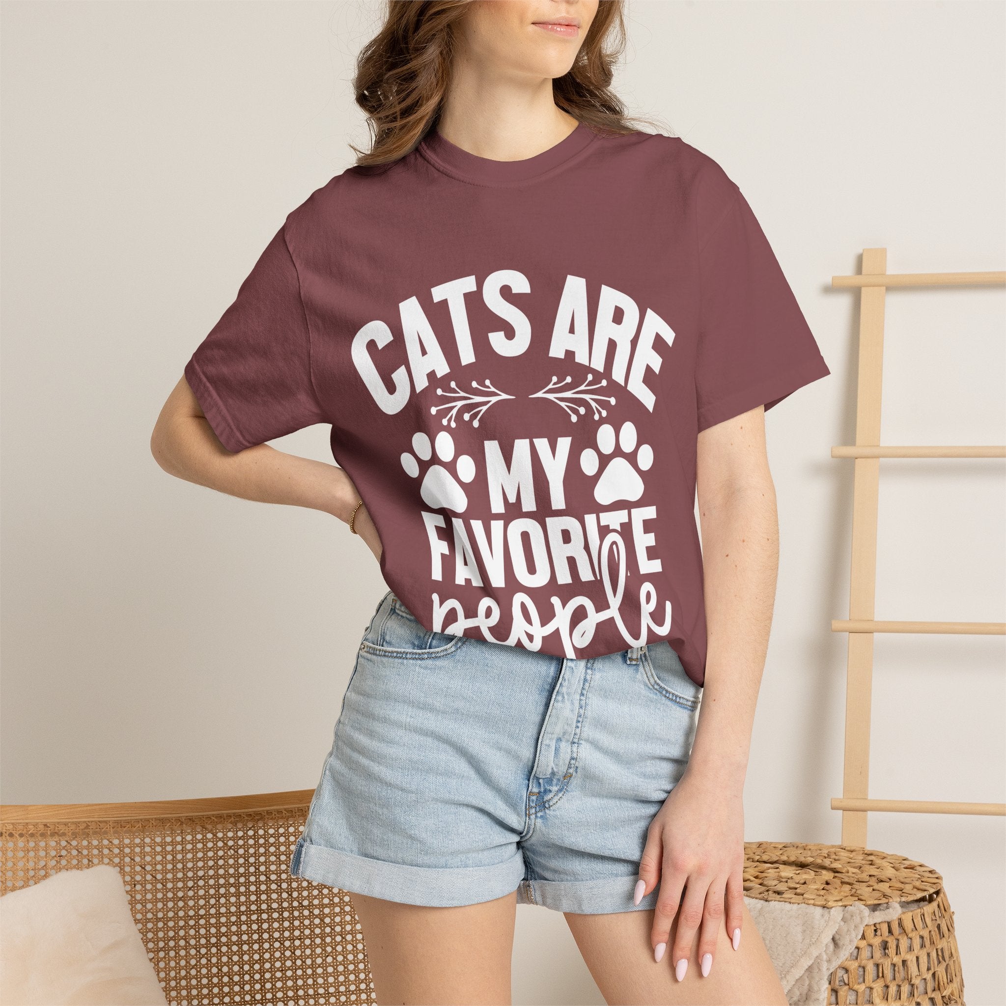 cats are my favorite people T-shirt