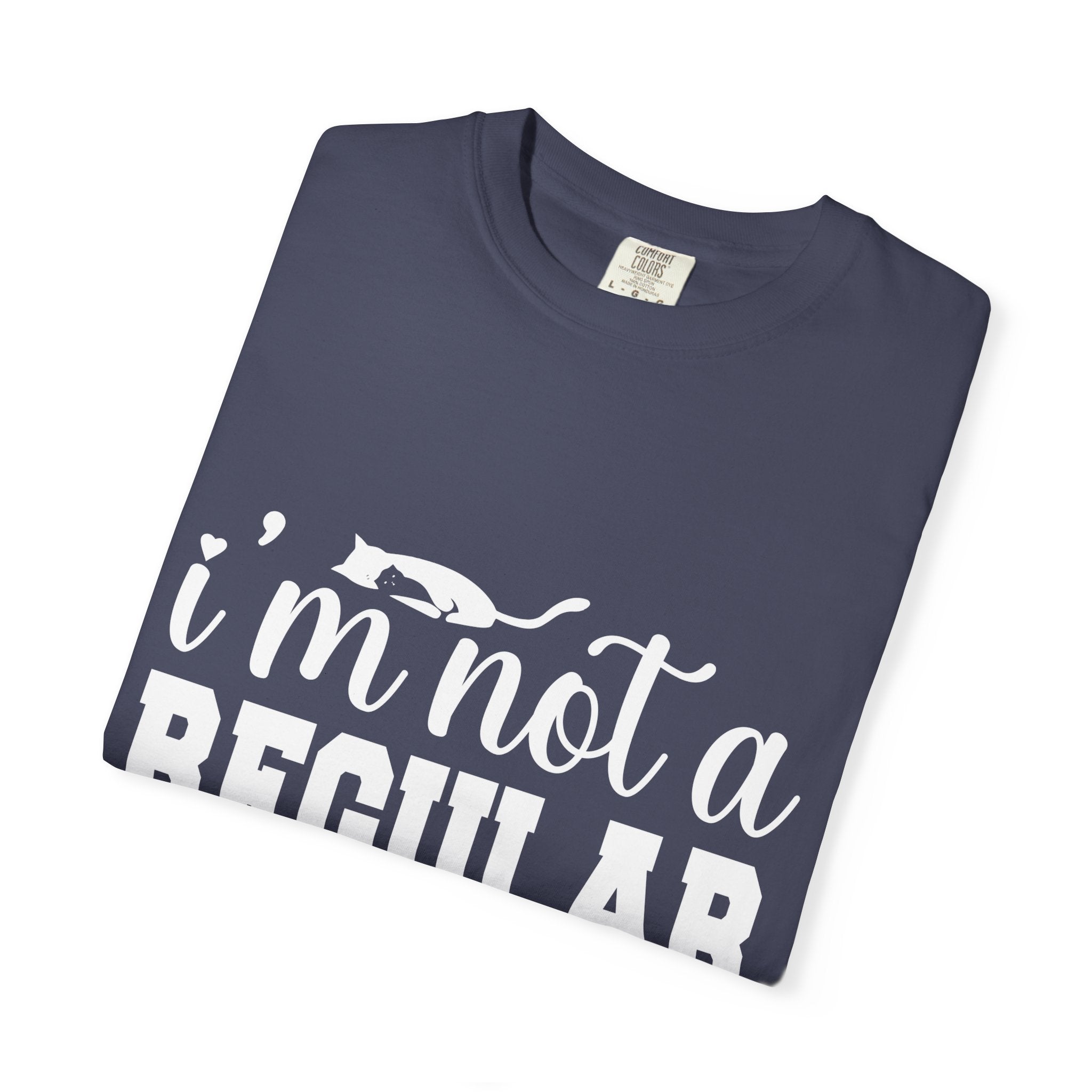 i'm not a regular cat mom T-shirt
