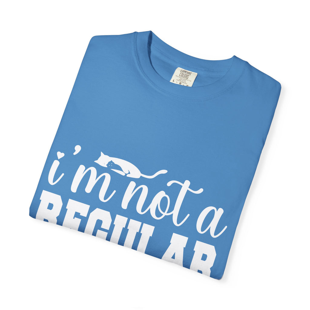 i'm not a regular cat mom T-shirt