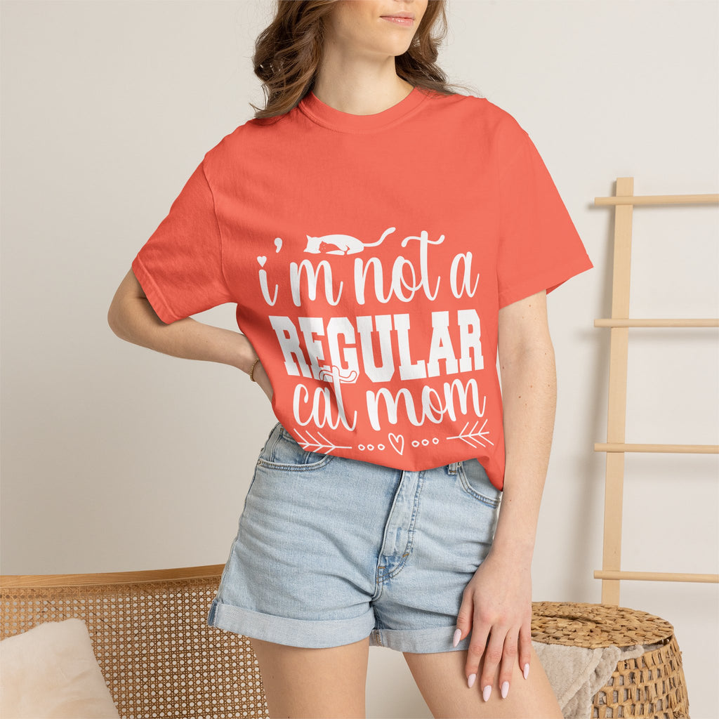 i'm not a regular cat mom T-shirt