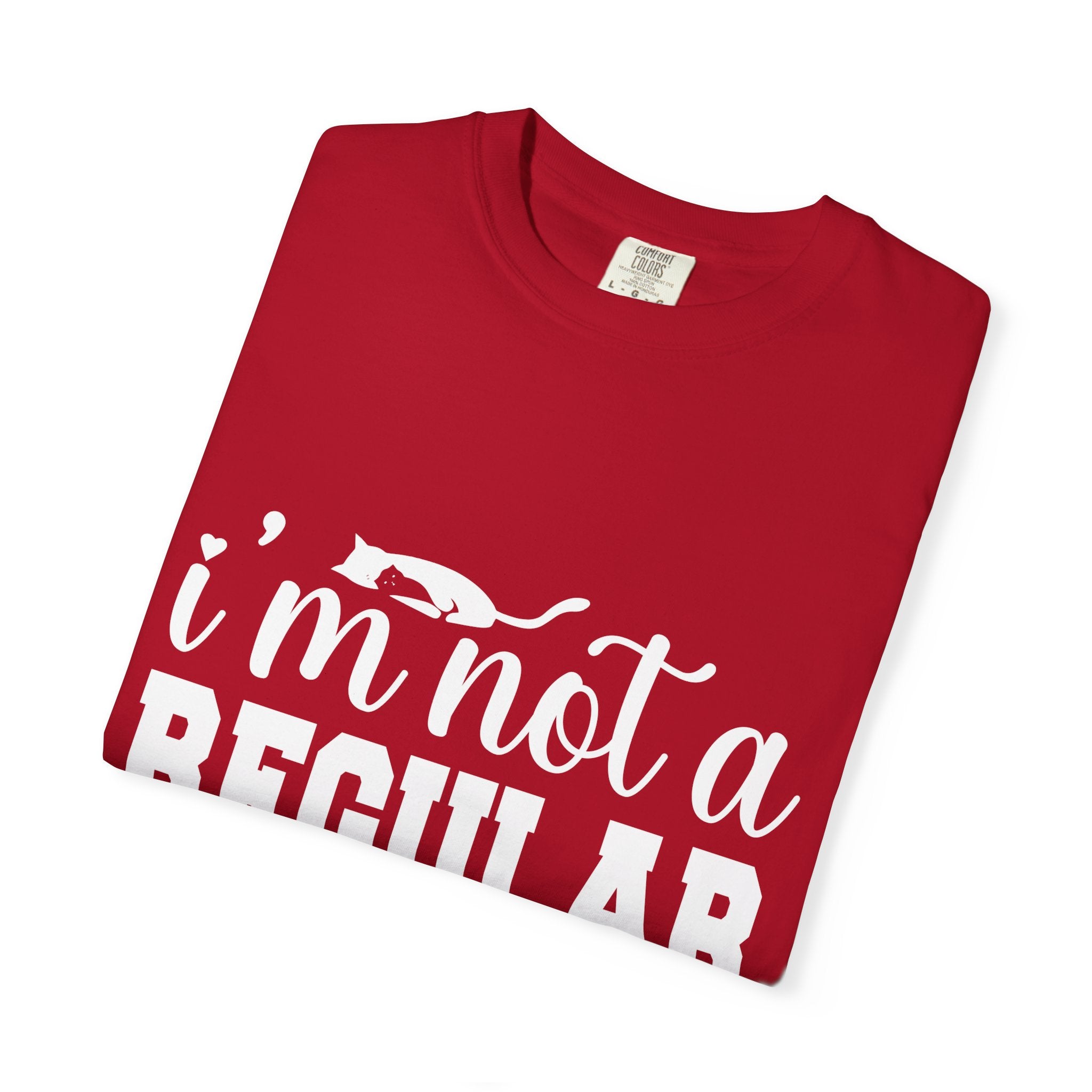 i'm not a regular cat mom T-shirt