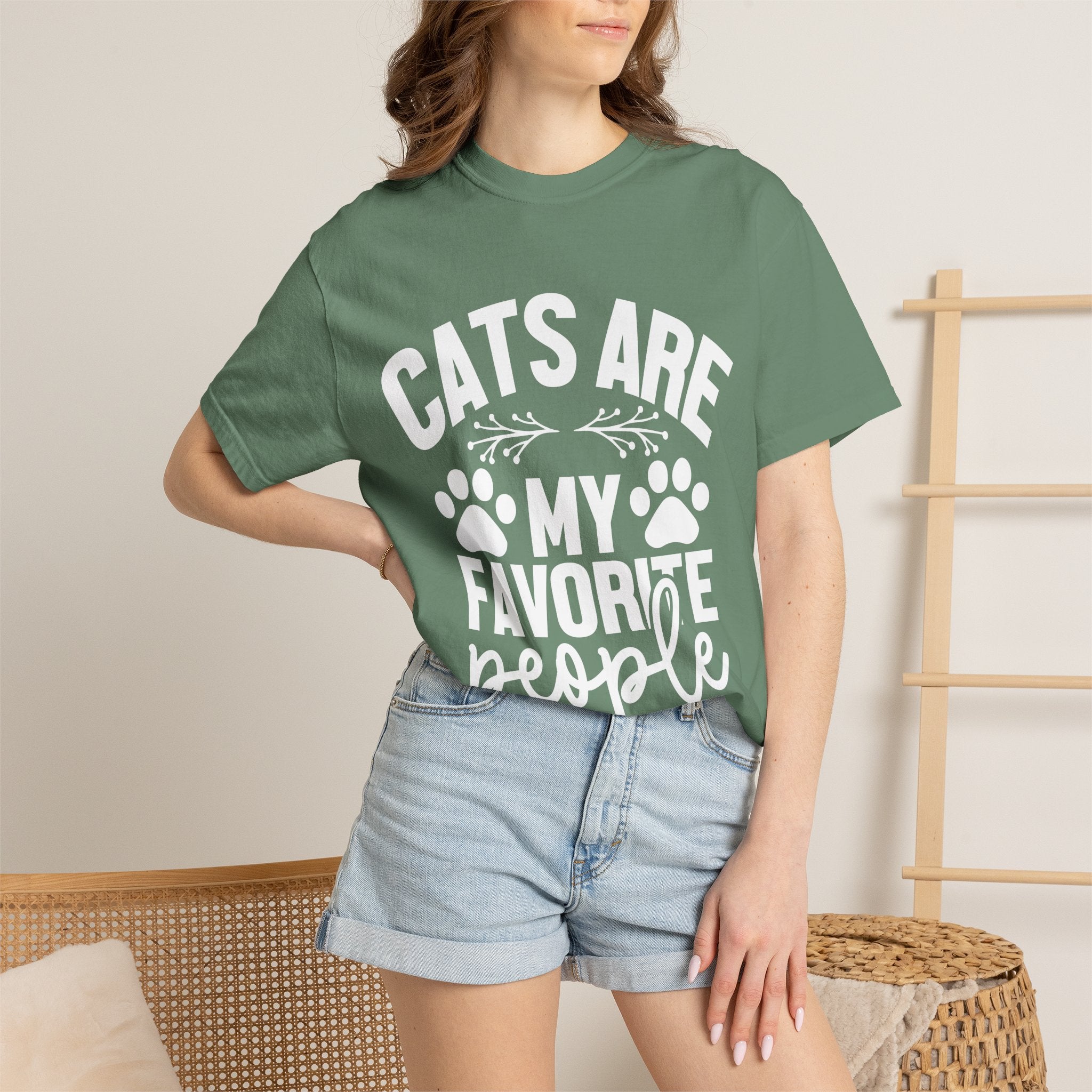 cats are my favorite people T-shirt