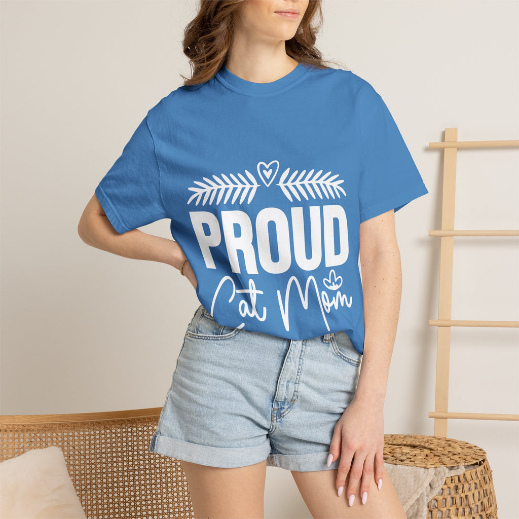 proud cat mom T-shirt