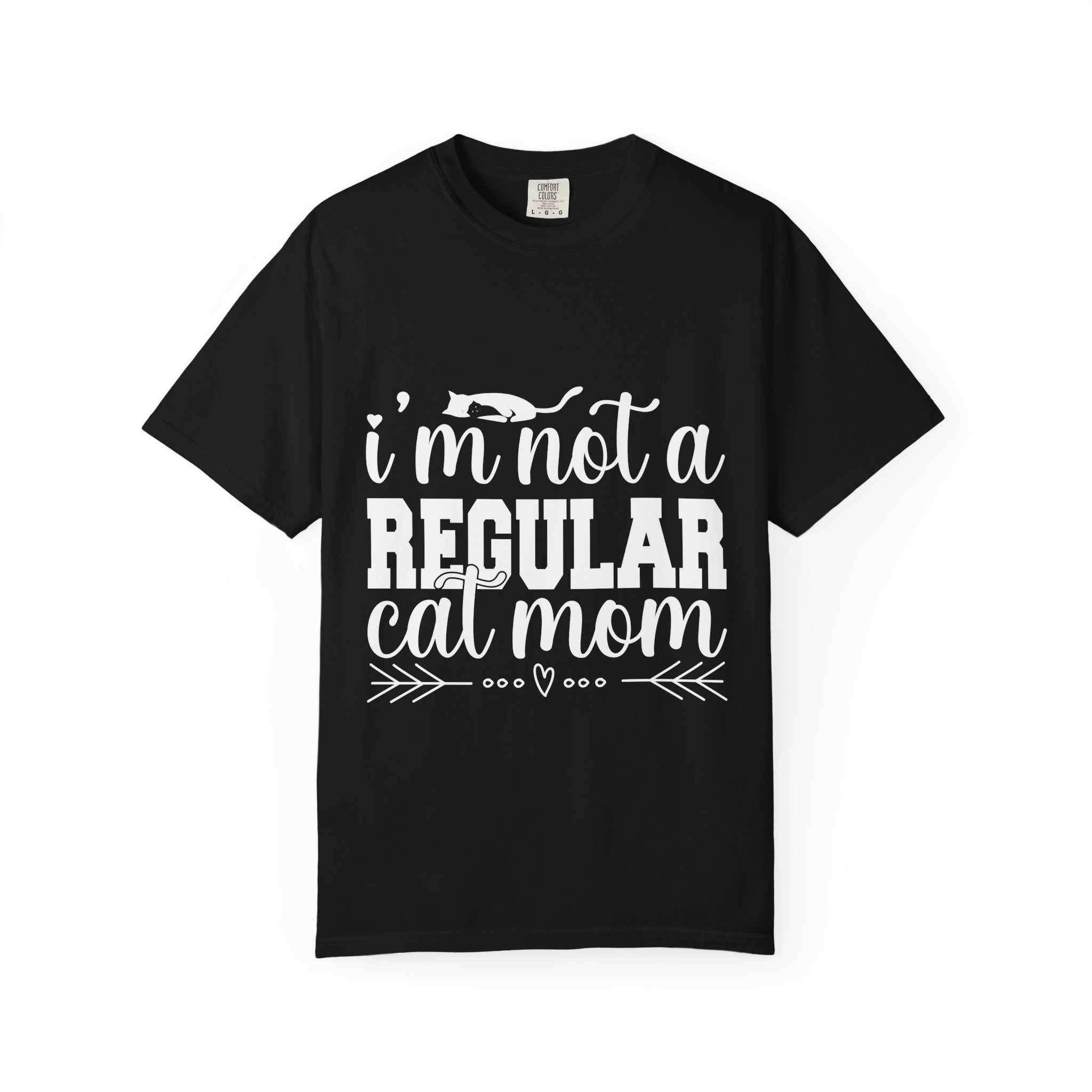 i'm not a regular cat mom T-shirt