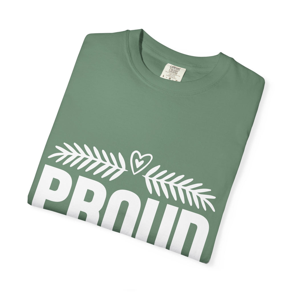 proud cat mom T-shirt